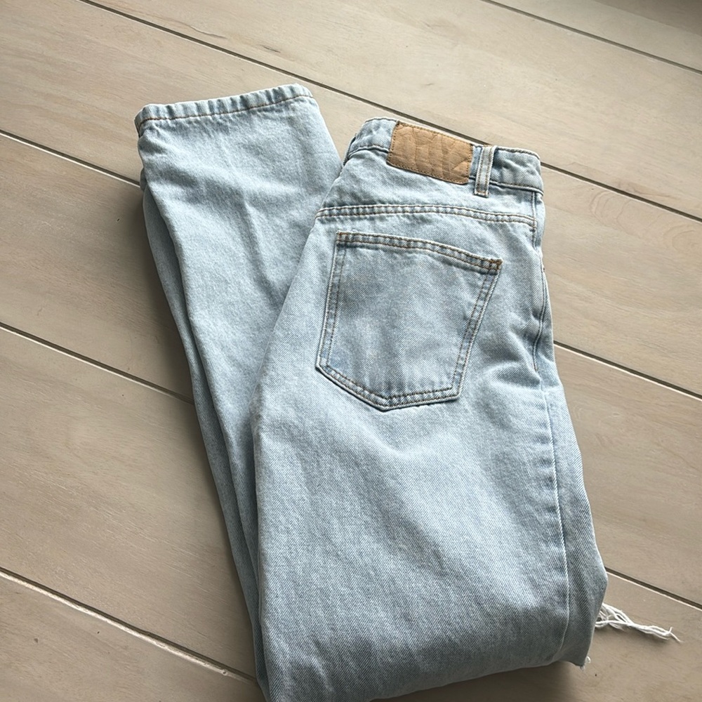 Ripped light wash jeans